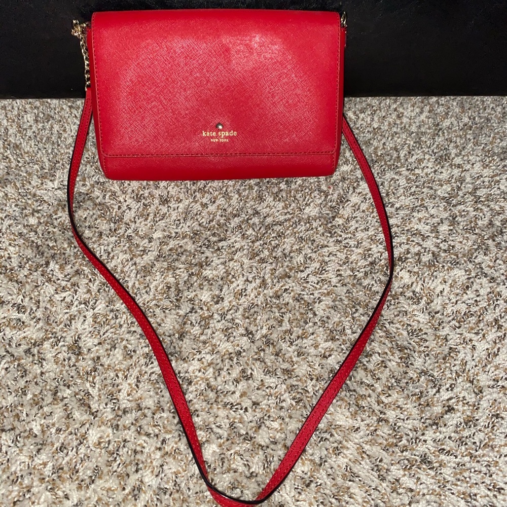 Red Kate spade crossbody
